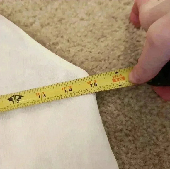 Haute Hippie Halter Keyhole Off-White Top Tank Size Small #G204 - Picture 7 of 7